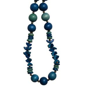 Vintage Aqua Blue Green Beaded Necklace With Hook Clasp 24 Inch